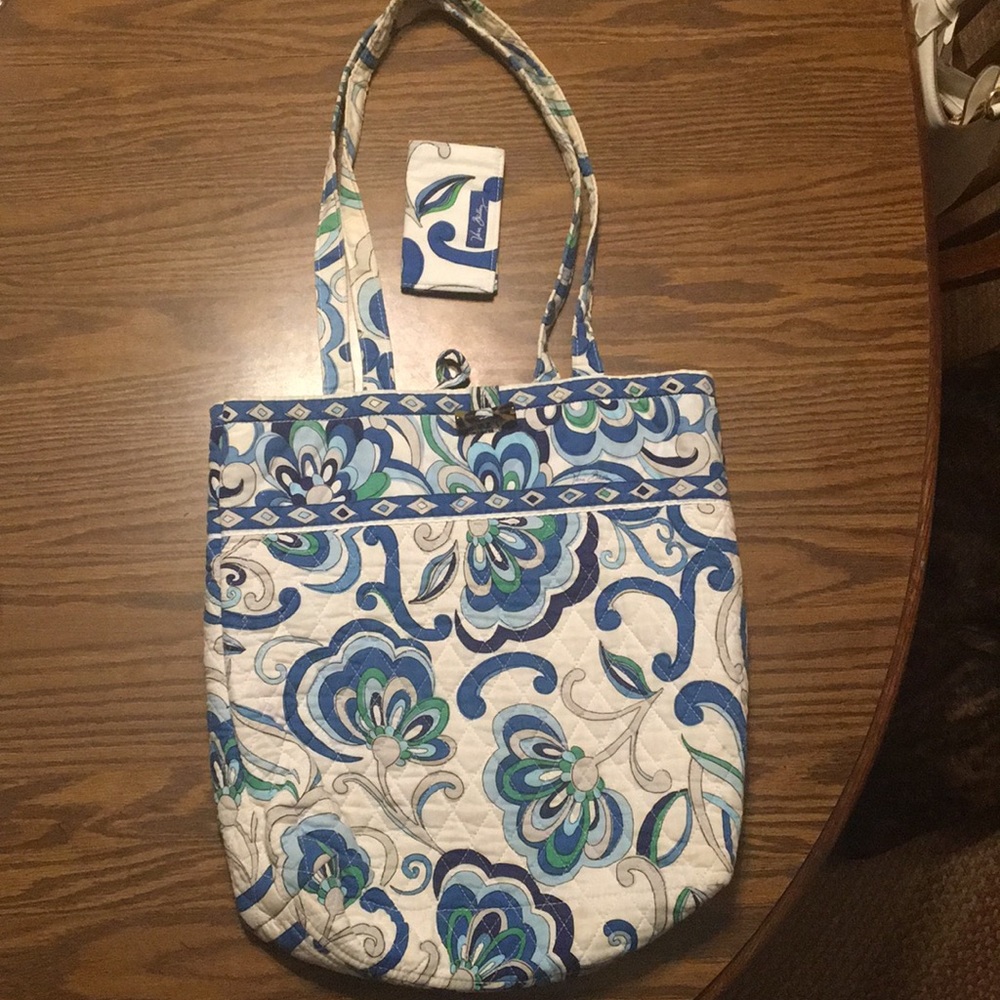 VERA BRADLEY TOTE AND WALLET